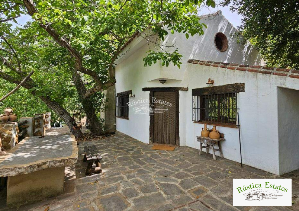 Casa de campo-Masía en Venta en Jubrique Málaga