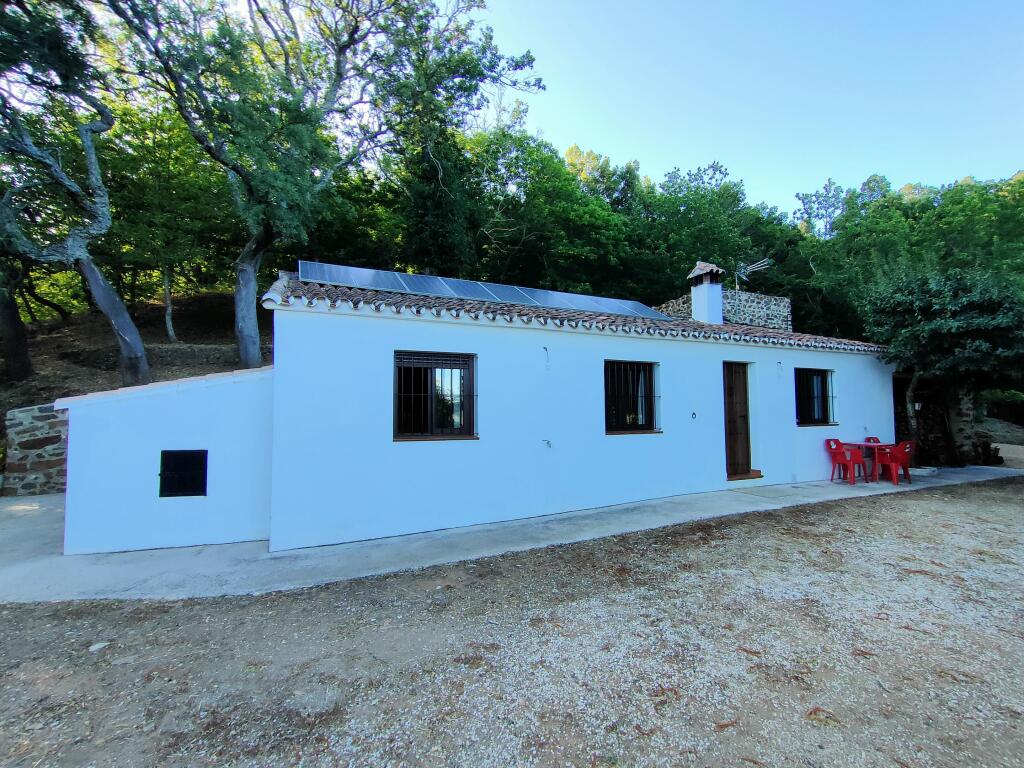 Casa de campo-Masía en Venta en Jubrique Málaga - foto 3