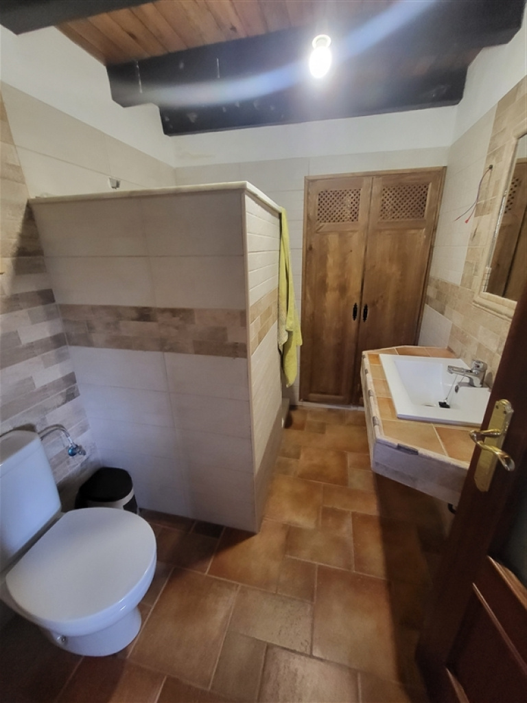 Casa de campo-Masía en Venta en Benarraba Málaga - foto 4