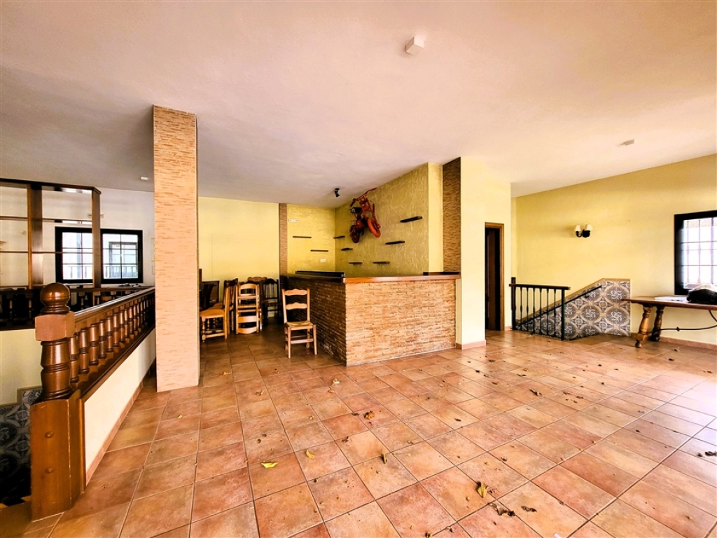 Edificio Viviendas en Venta en Benahavis Málaga - foto 11