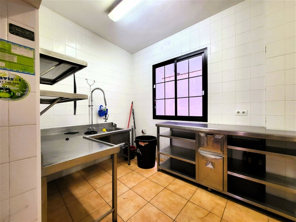 Edificio Viviendas en Venta en Benahavis Málaga - foto 5