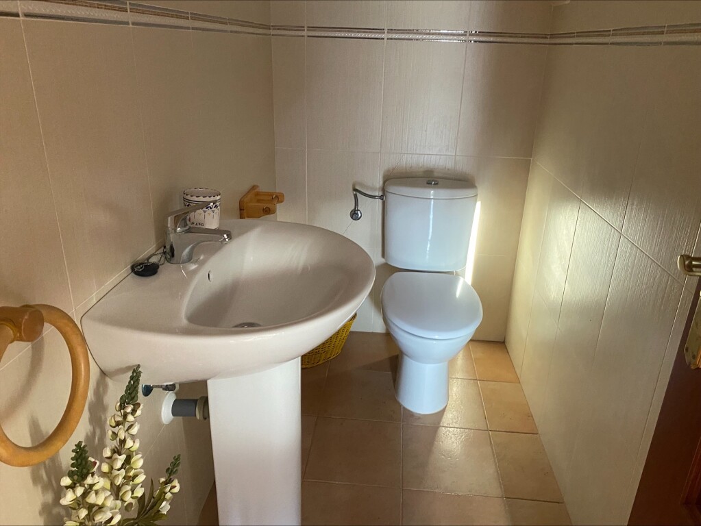 Adosada en Venta en Atajate Málaga - foto 3