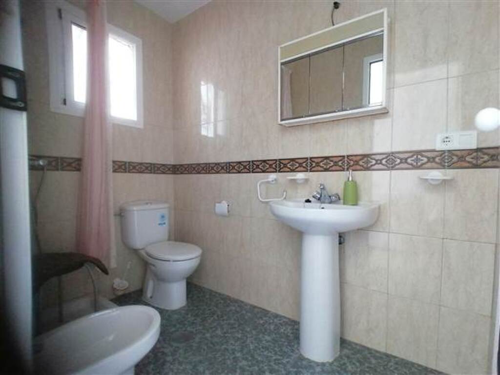 Casa de pueblo en Venta en Cortes De La Frontera Málaga - foto 8