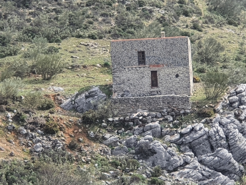 Casa de campo-Masía en Venta en Parauta Málaga - foto 2