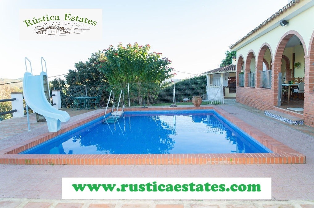 Casa-Chalet en Venta en San Pablo De Buceite Cádiz