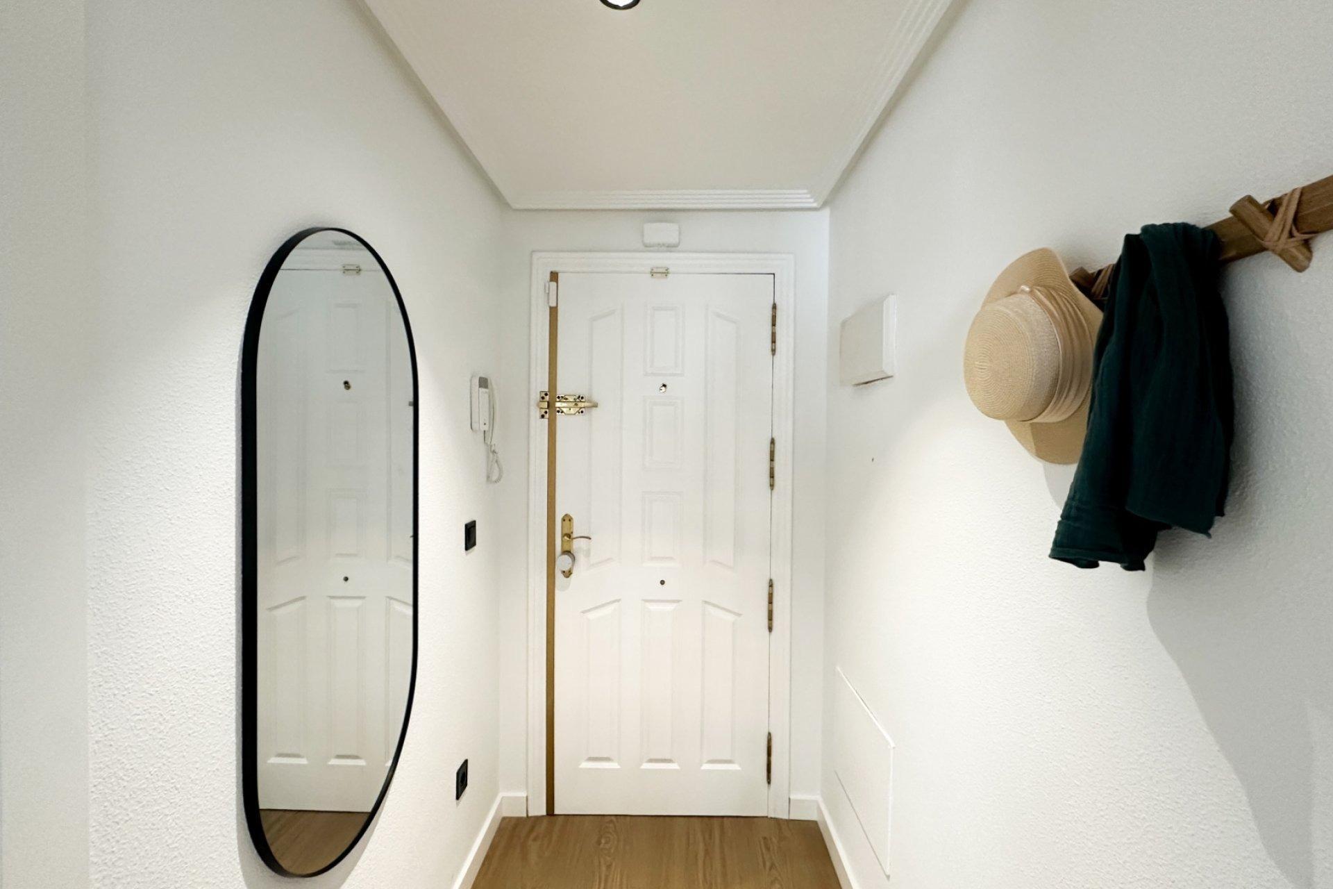 Apartamento 2 habitaciones 69m² en venta - Punta Prima - foto 18