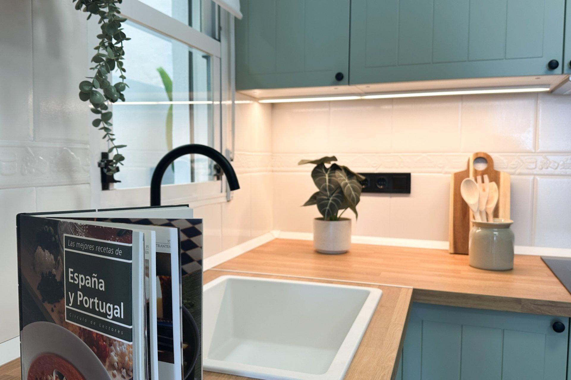 Apartamento 2 habitaciones 69m² en venta - Punta Prima - foto 6