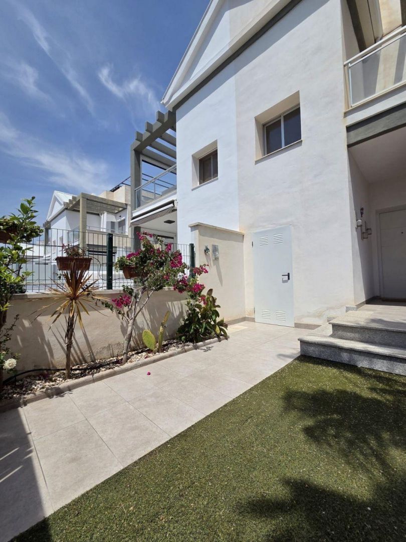 Adosado 3 habitaciones 139m² en venta - Lomas de Cabo Roig-Los Dolses