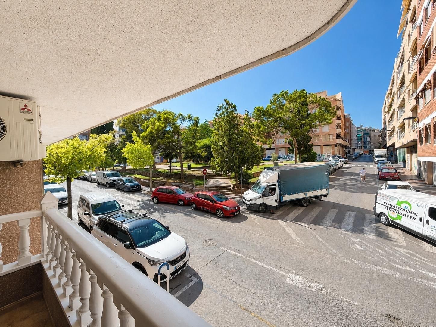 Apartamento 3 habitaciones 130m² en venta - torrevieja - foto 2
