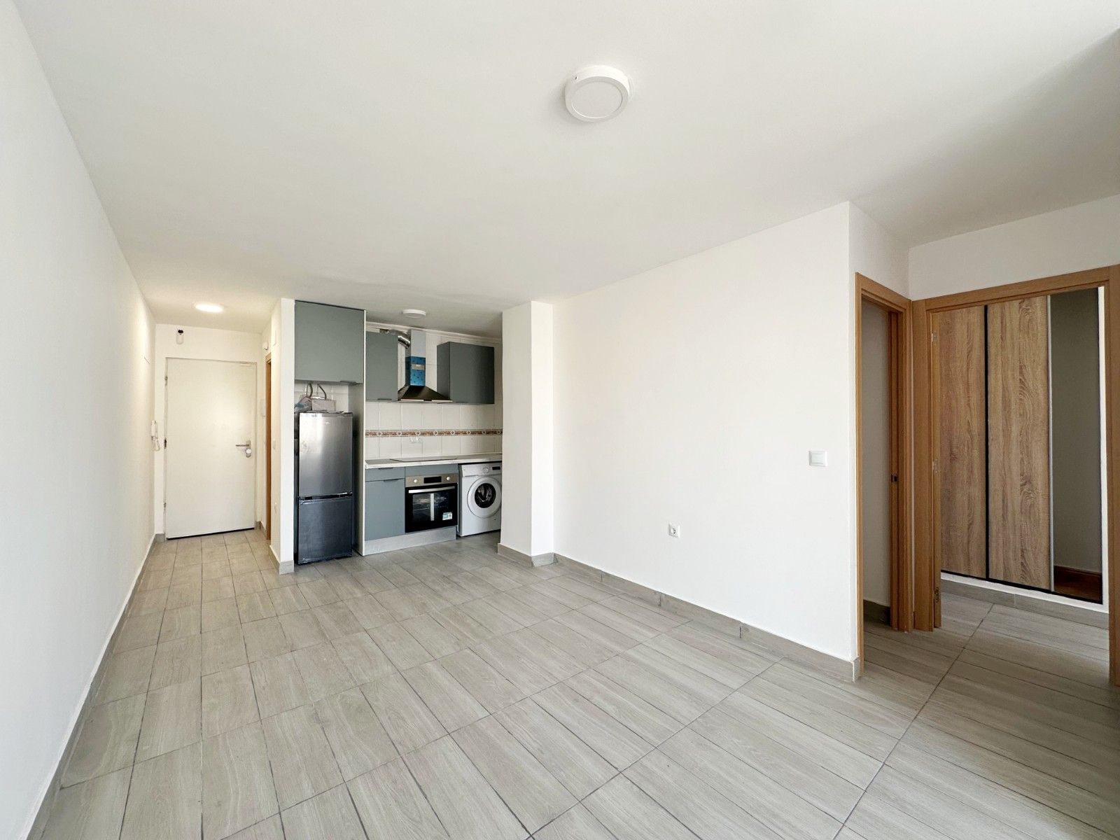 Apartamento 2 habitaciones 62m² en venta - Estacion de autob - foto 3