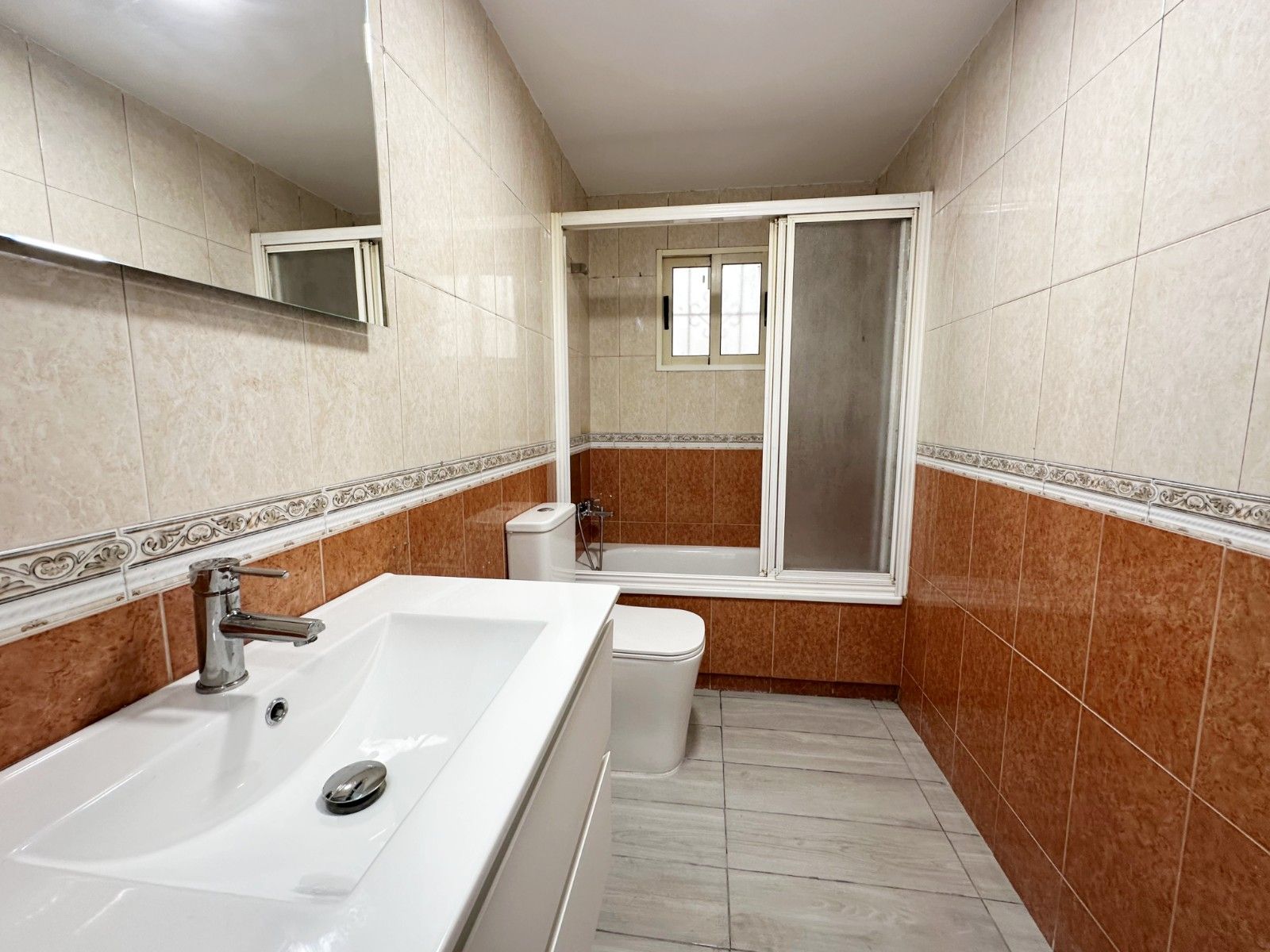 Apartamento 2 habitaciones 62m² en venta - Estacion de autob - foto 5