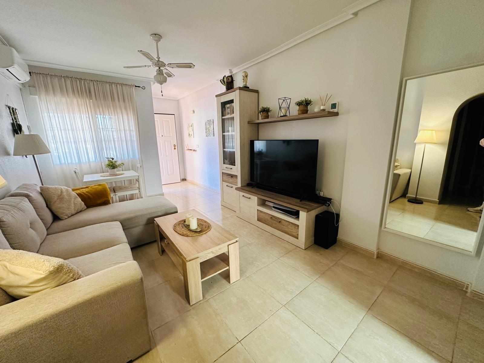 CASA EN PLANTA BAJA DE 2 habitaciones CON TERRAZA PRIVADA Y PISCINA | LA FLORIDA, ORIHUELA COSTA