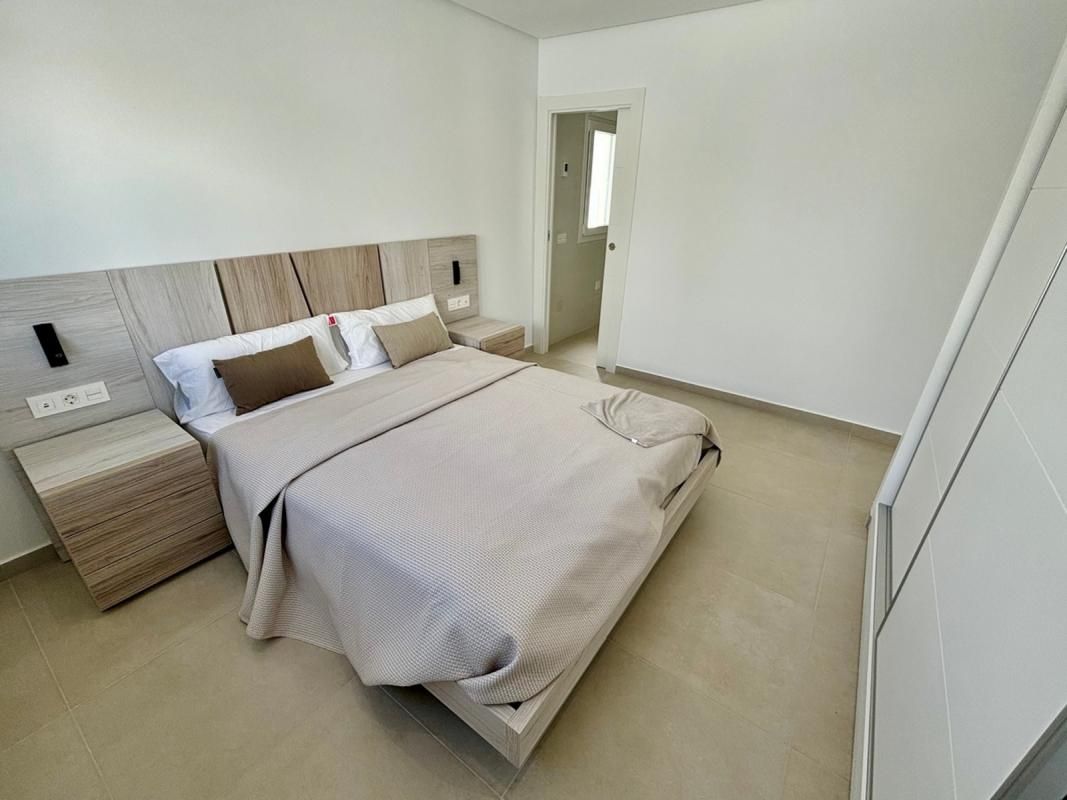 Villa 3 habitaciones 120m² en venta - Centro de la Ciudad Qu - foto 4