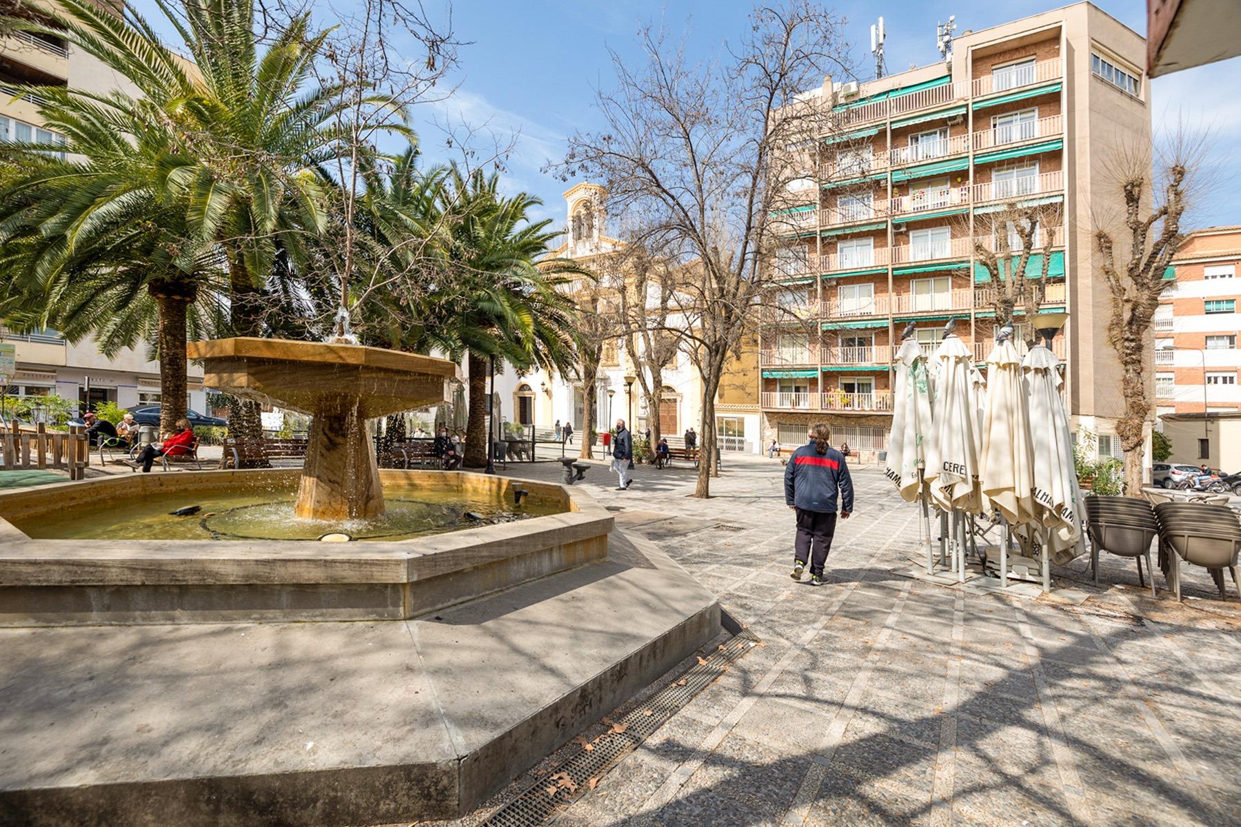 Oportunidad de negocio por jubilación. Se vende local con ne - foto 18