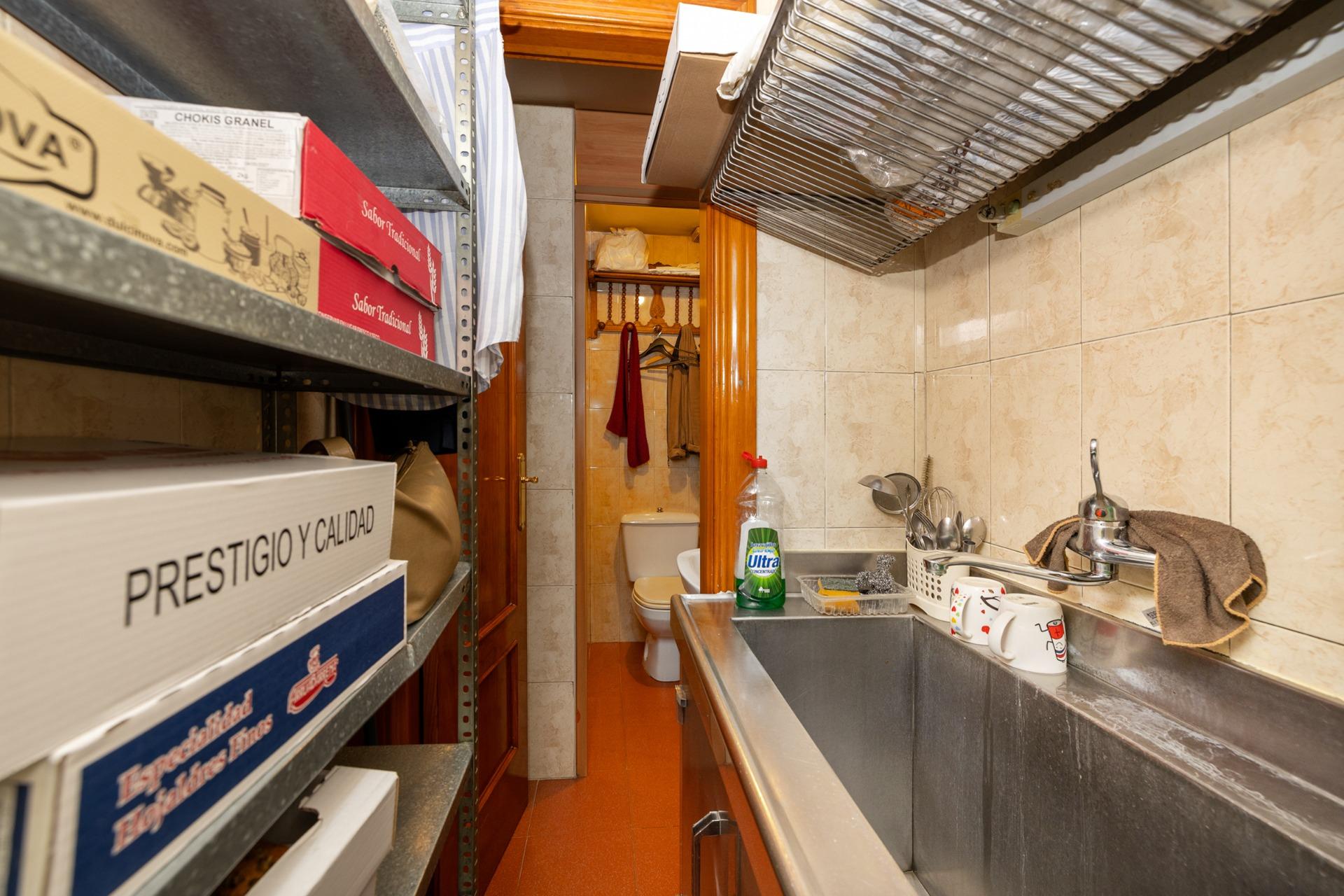 Oportunidad de negocio por jubilación. Se vende local con ne - foto 10