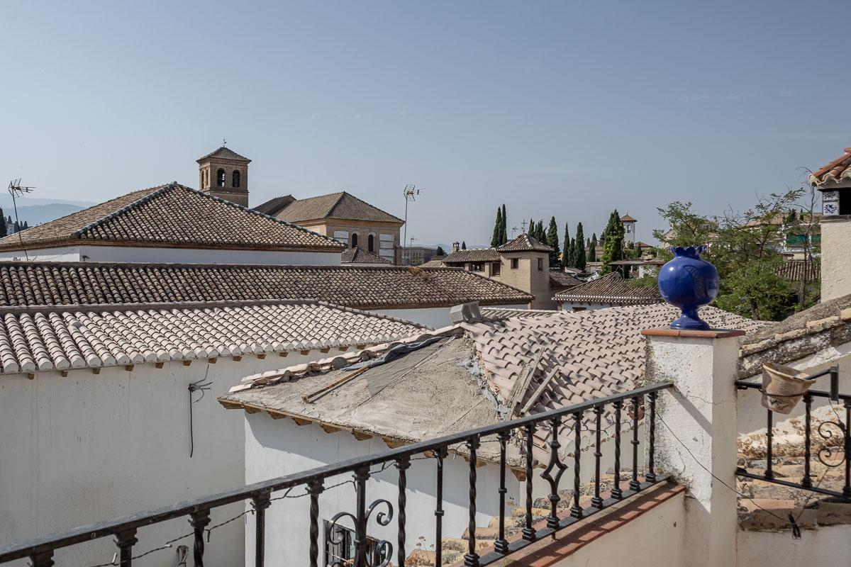 Gran casa histórica con patio central, terrazas y cochera en - foto 12
