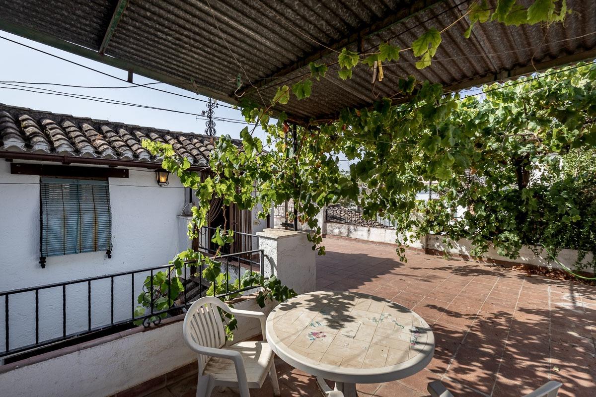 Gran casa histórica con patio central, terrazas y cochera en - foto 16