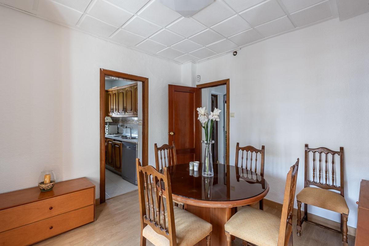 Gran casa histórica con patio central, terrazas y cochera en - foto 19