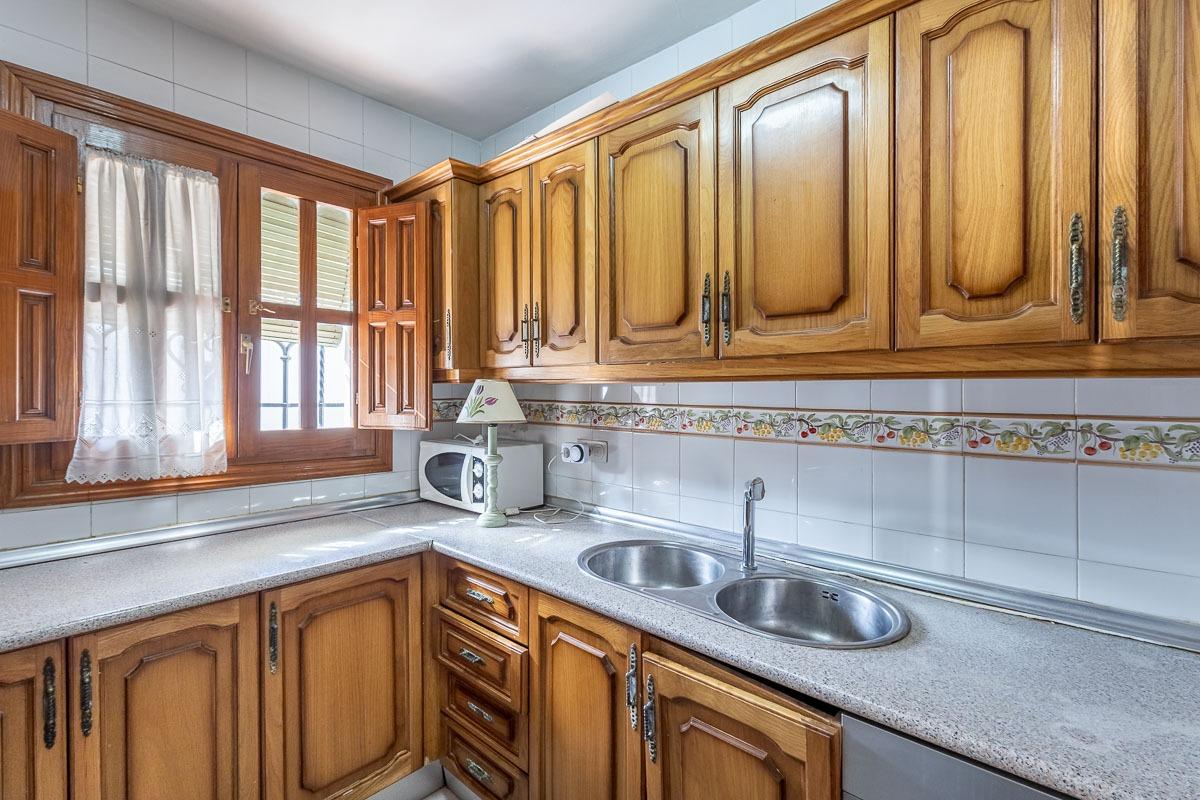 Gran casa histórica con patio central, terrazas y cochera en - foto 24