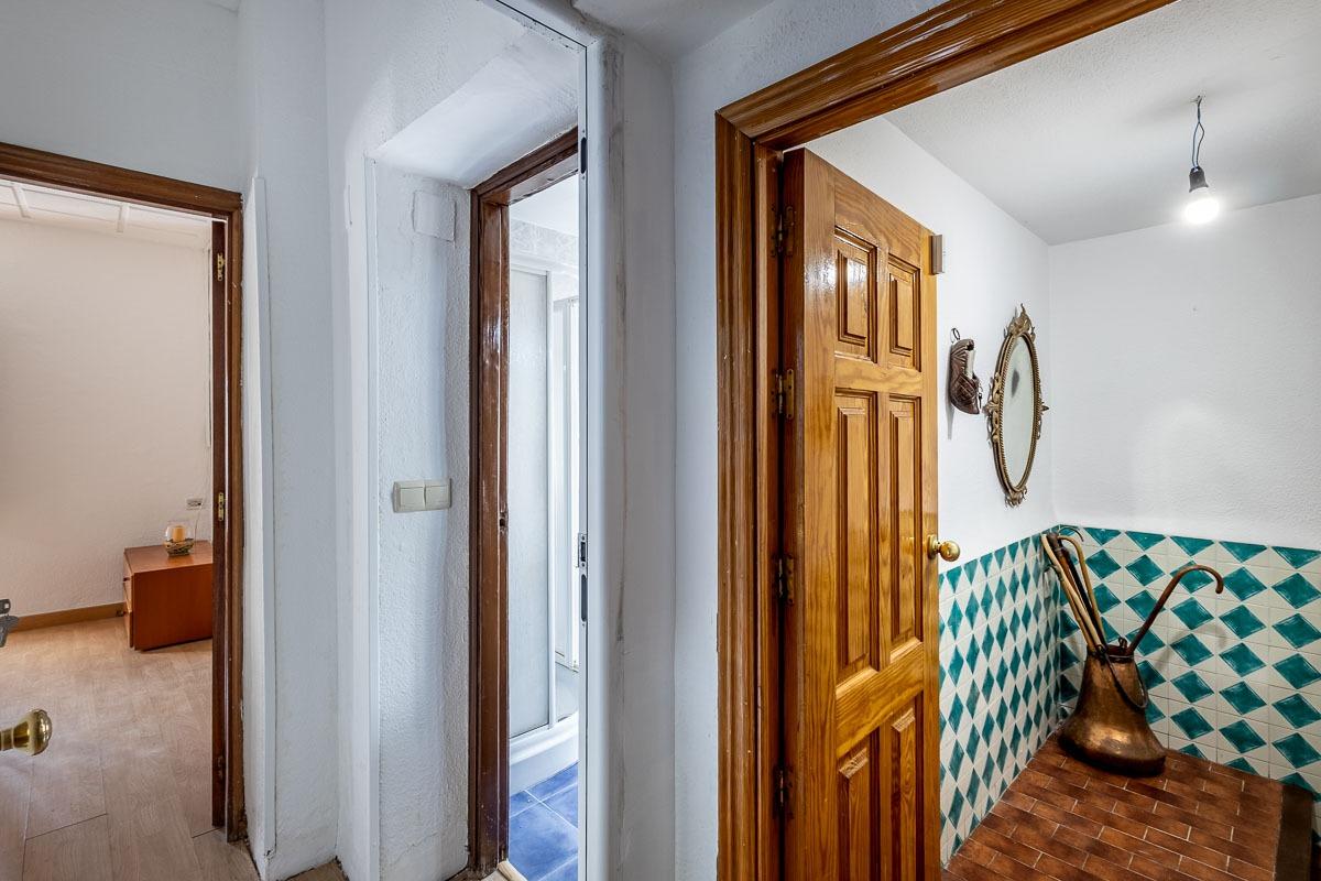 Gran casa histórica con patio central, terrazas y cochera en - foto 32