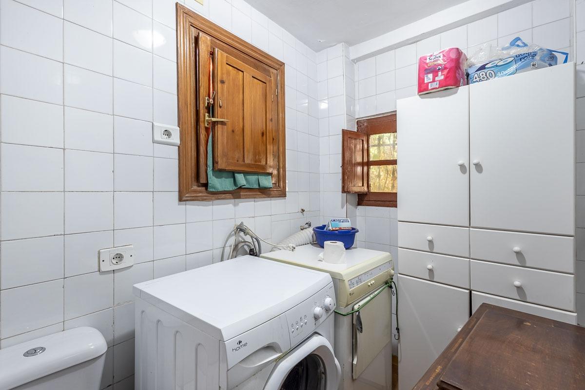 Gran casa histórica con patio central, terrazas y cochera en - foto 36