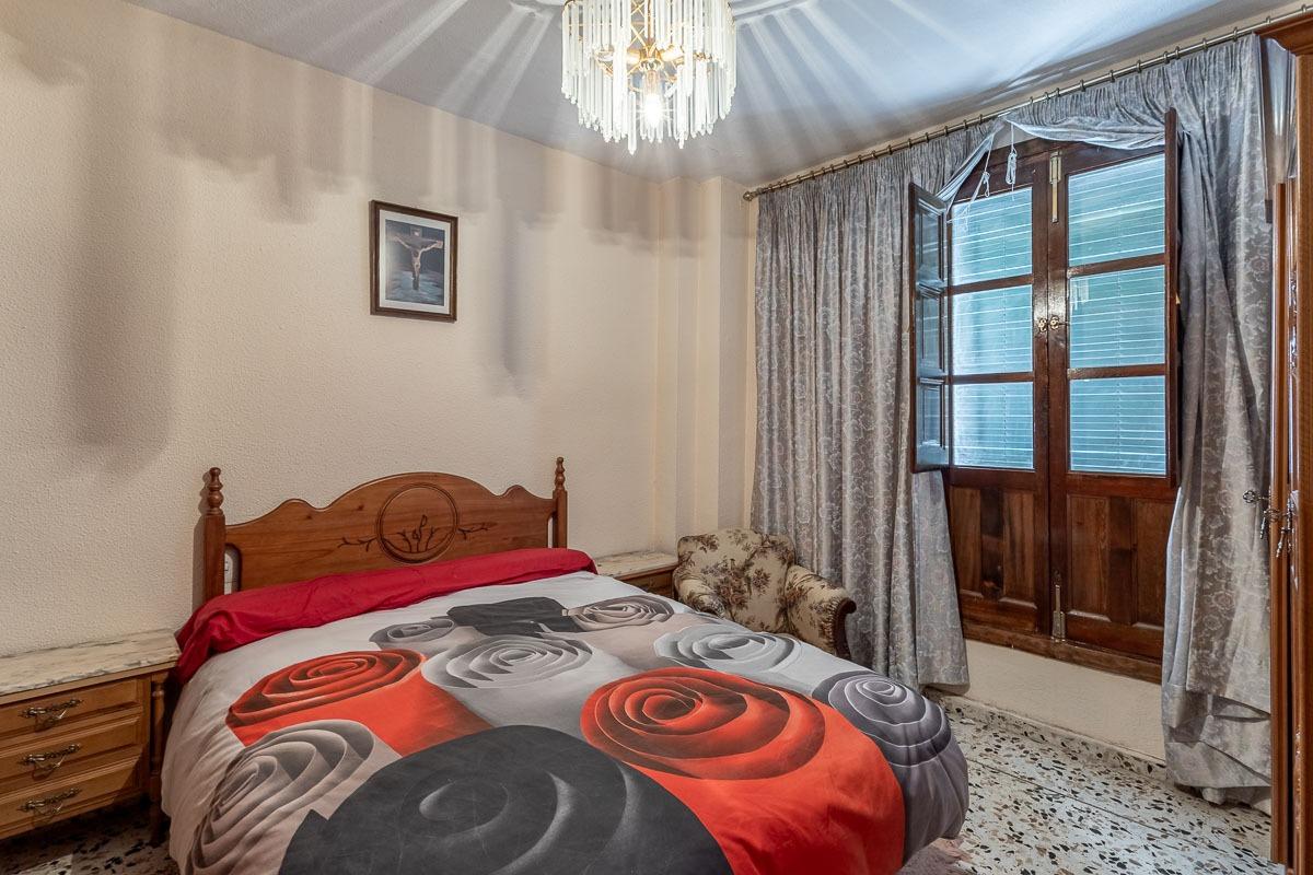 Gran casa histórica con patio central, terrazas y cochera en - foto 46