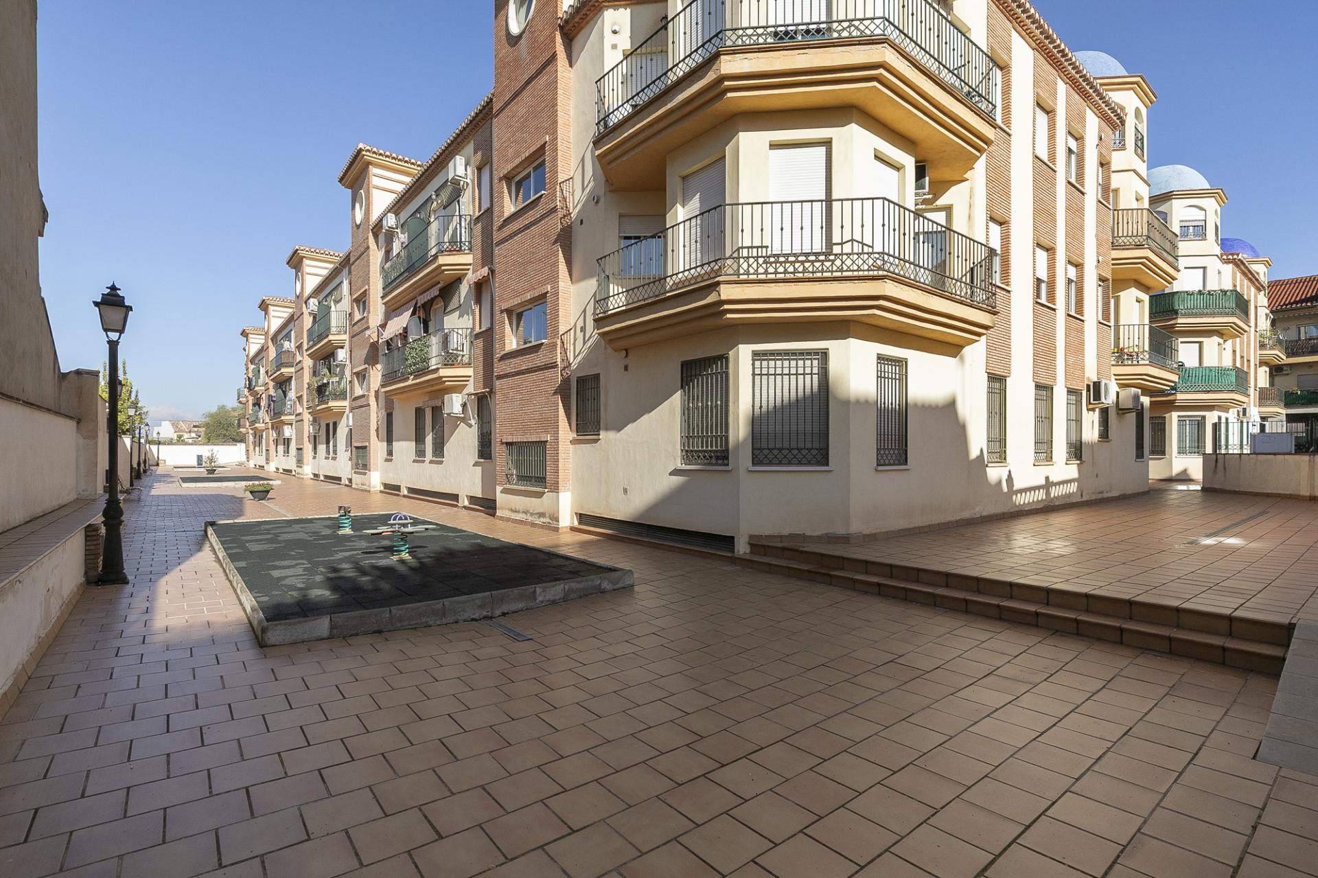 Acogedor piso de 2 dormitorios con ascensor, garaje y trastero