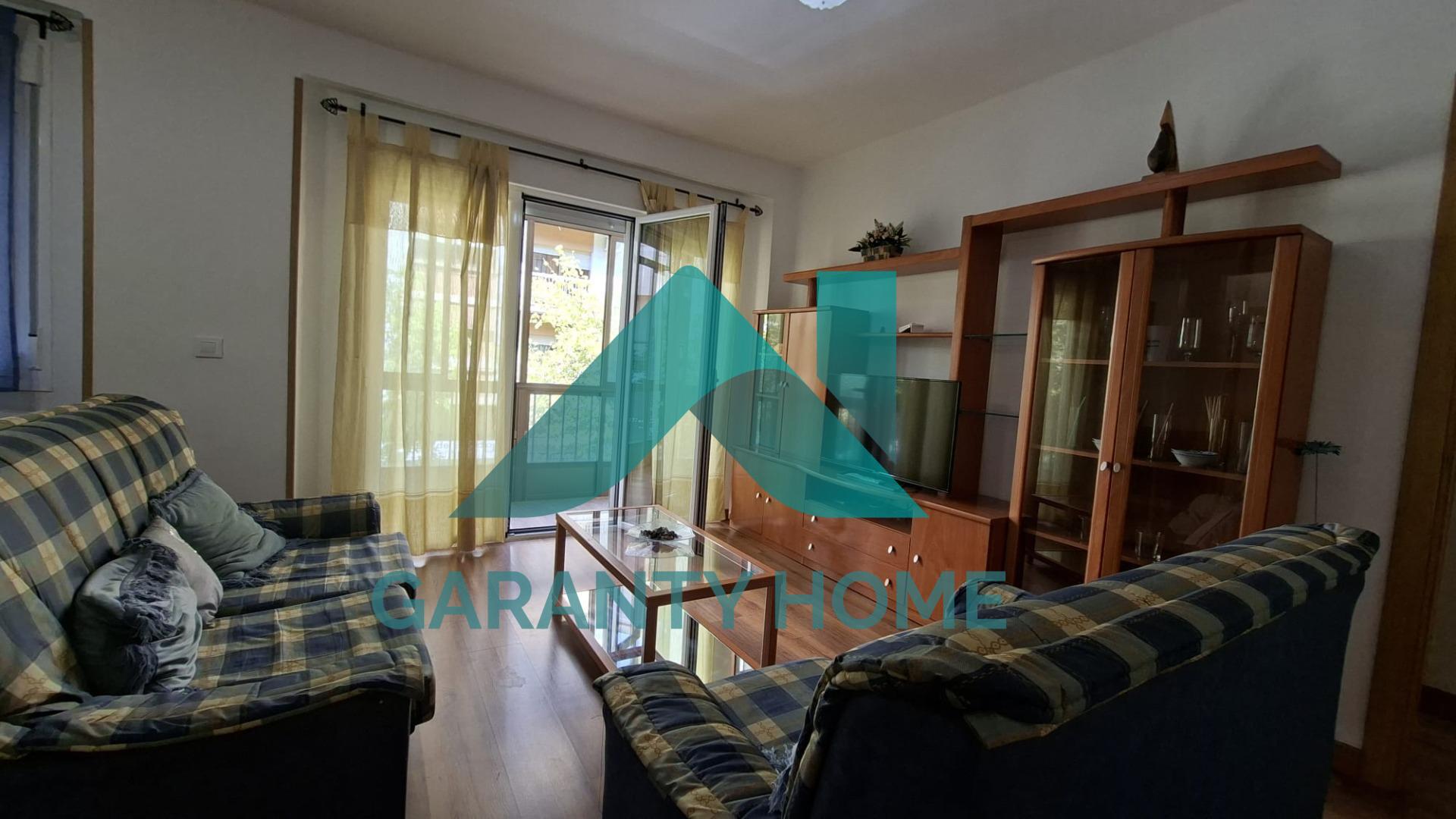 ¡SE ALQUILA PISO REFORMADO EN ZONA COLÓN!