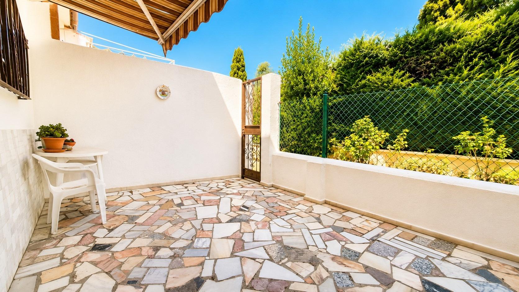 Bajo con patio privado en Atalaya-Isdabe, a UNOS PASOS de la - foto 11