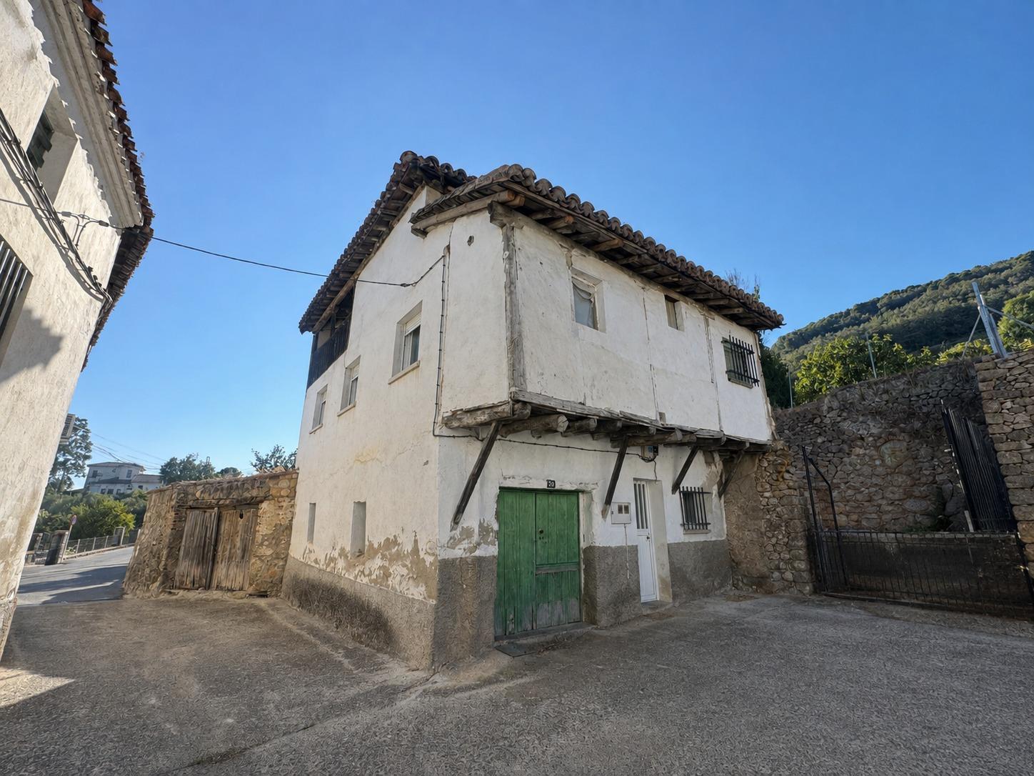 CASA PARA REFORMAR EN POYALES DEL HOYO ubicación INMEJORABLE