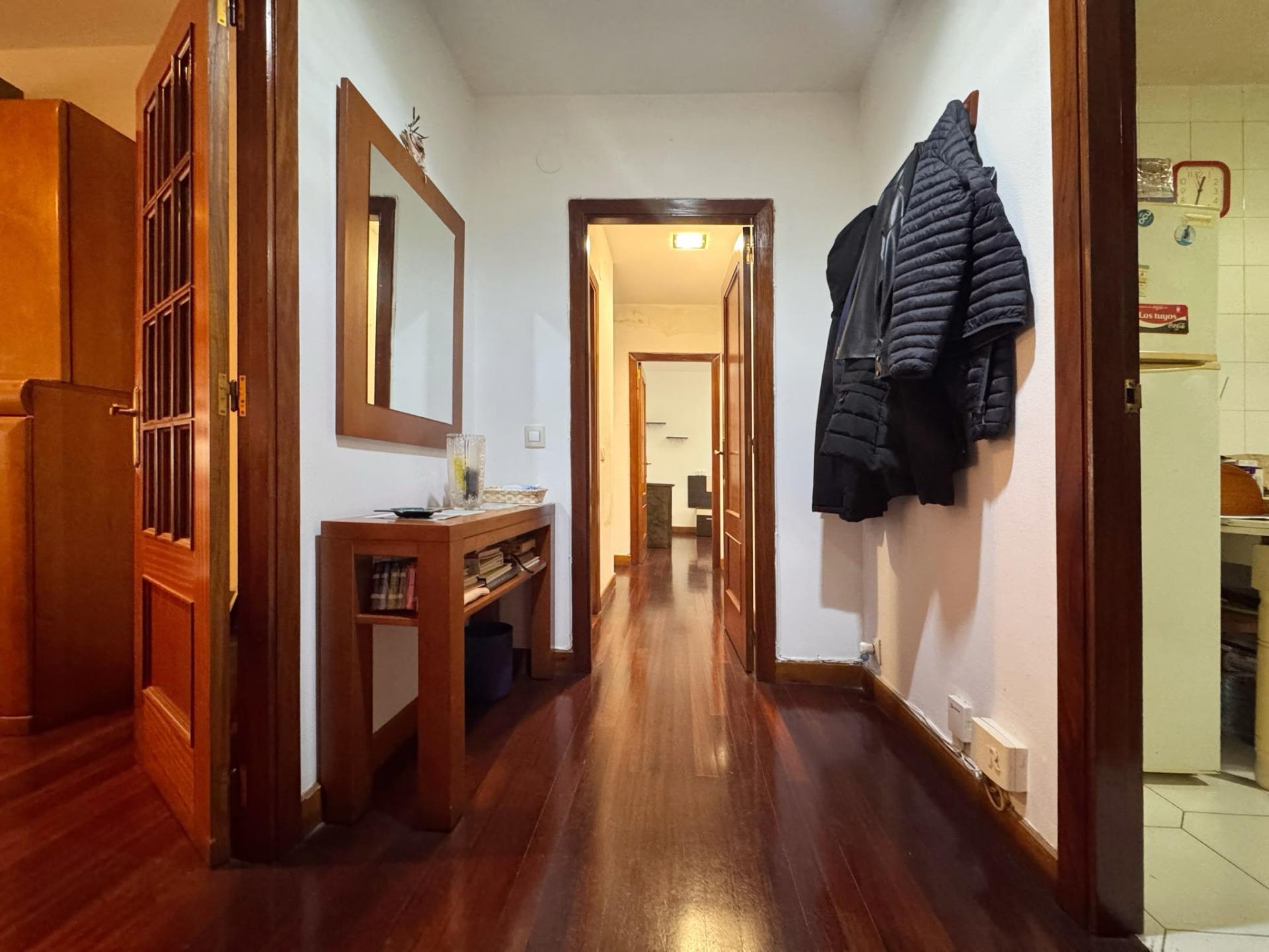 PISO DE 4 habitaciones EN PLENO CENTRO DE PONTEVEDRA, CON GA - foto 4