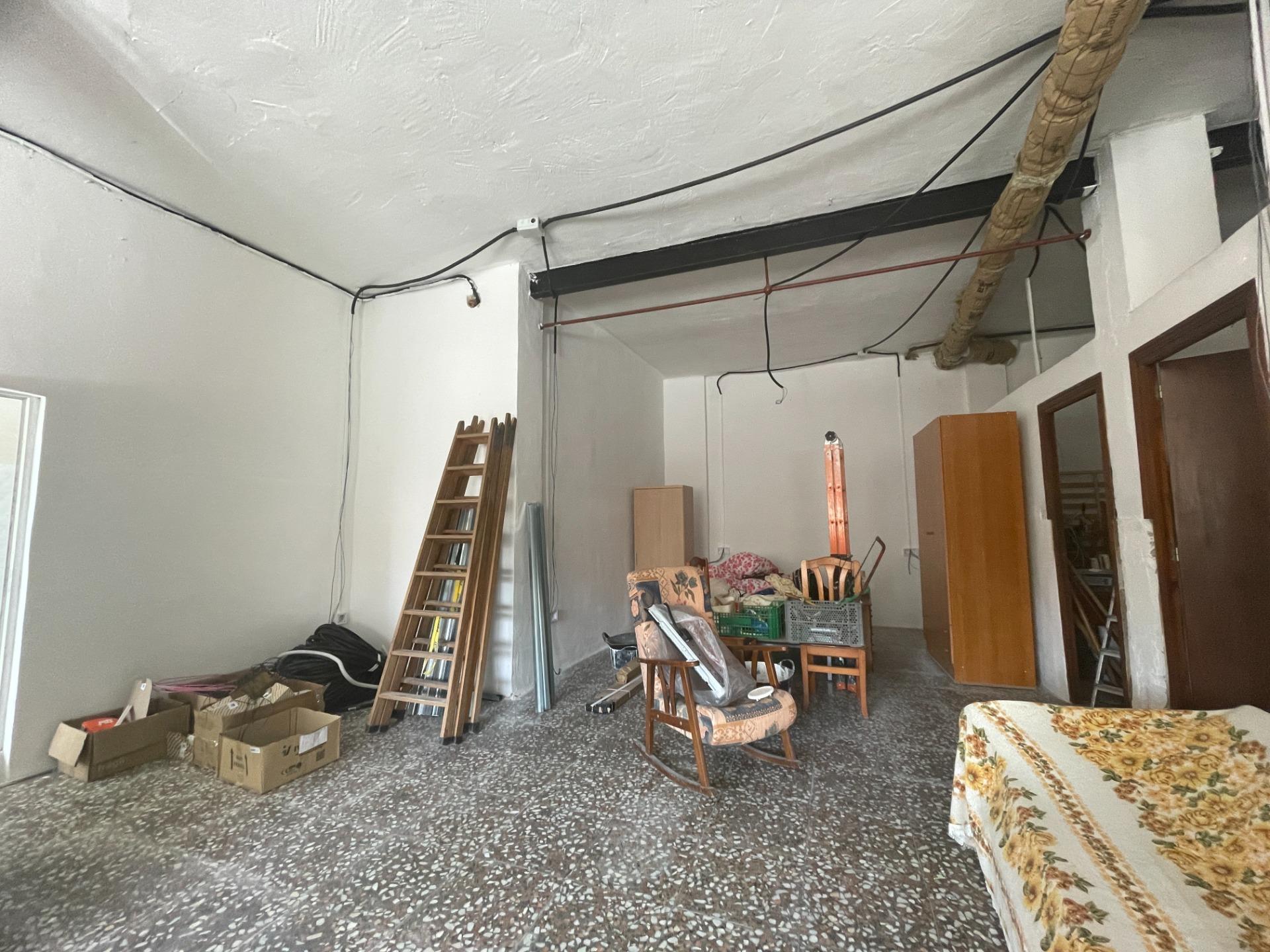 Local en proceso de cambio a vivienda con proyecto realizado - foto 4