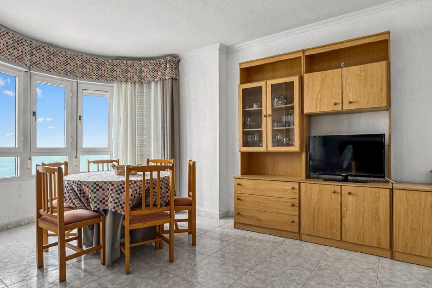 APARTAMENTO DE 3 DORMITORIOS 2 BAÑOS CON VISTAS AL MAR EN TO - foto 5