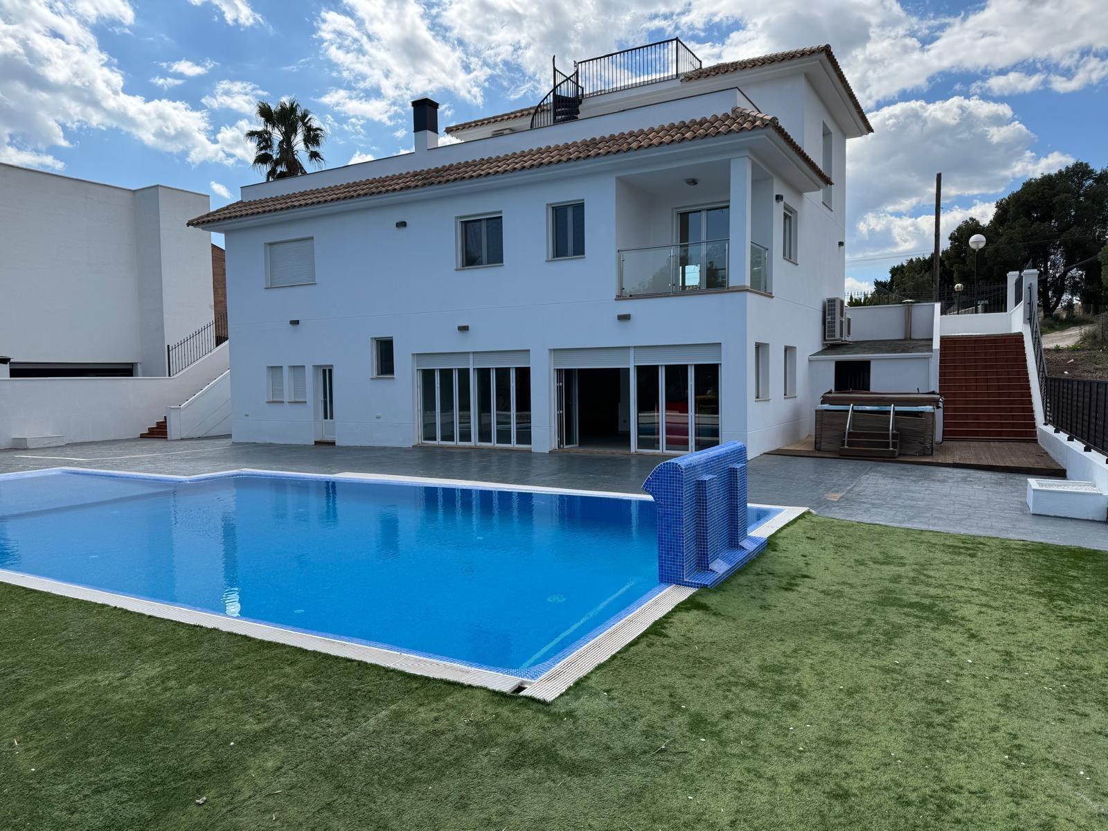 Chalet en La Charca  - ¡Listo para disfrutarlo!
