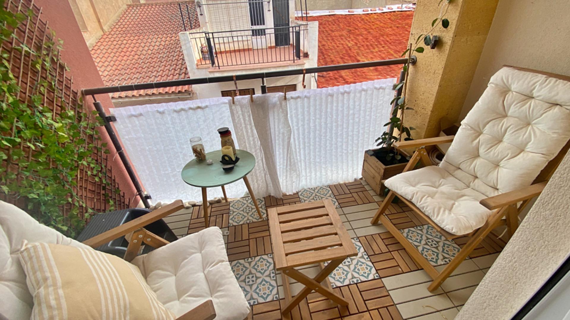 Piso céntrico con balcón - foto 4