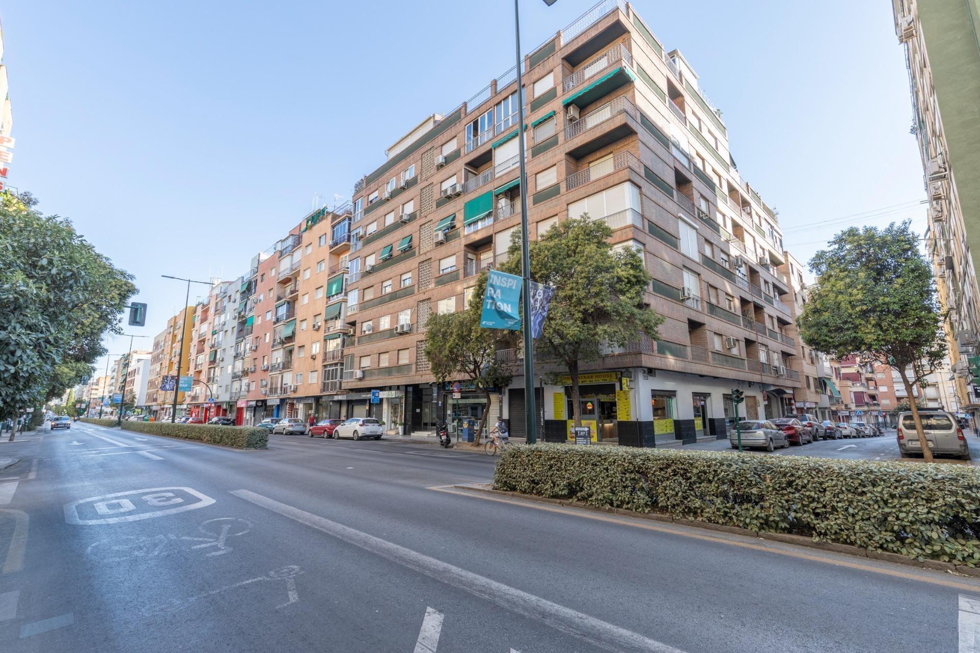 ¡¡ENCANTADOR PISO DE 112 m2 CON 4 DORMITORIOS Y 2 BAÑOS EN C
