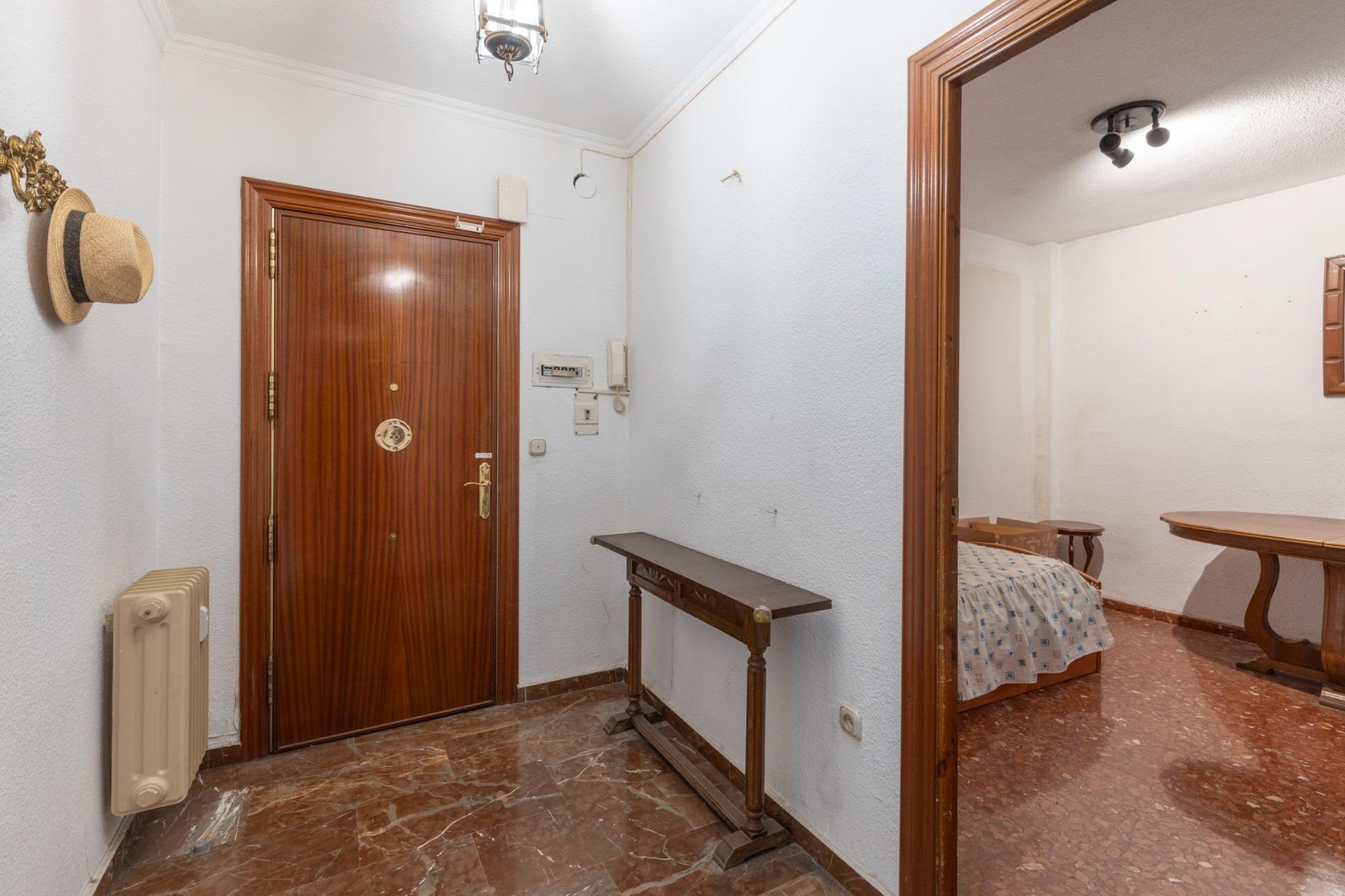 ¡¡ENCANTADOR PISO DE 112 m2 CON 4 DORMITORIOS Y 2 BAÑOS EN C - foto 4