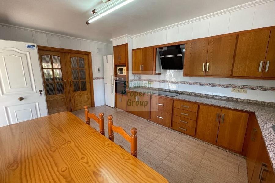 Venta de villa en Crevillente, de 120m2 con 3 dormitorios y  - foto 3