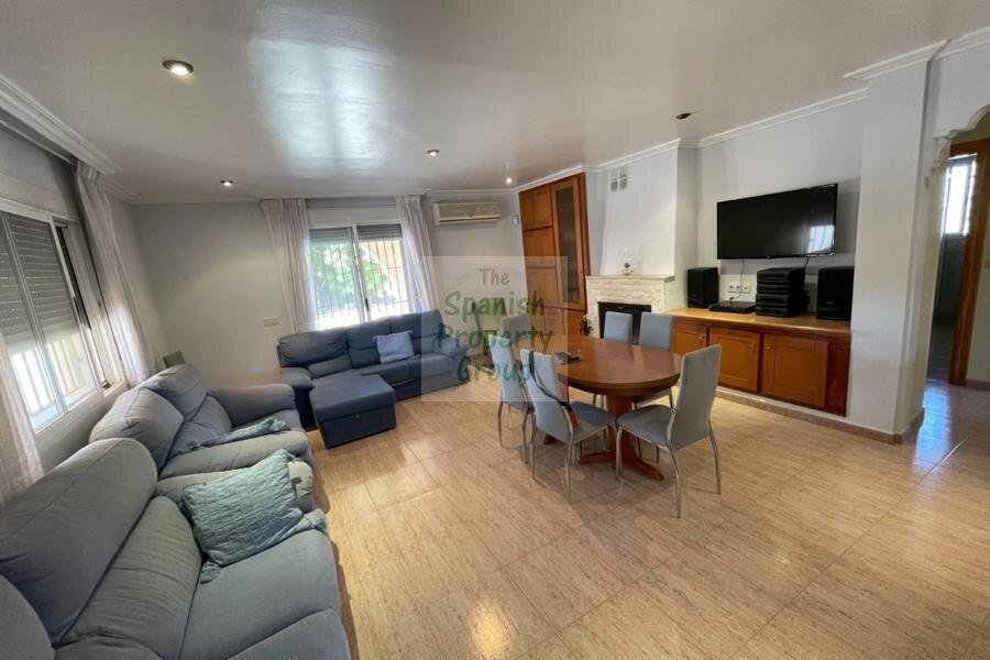 Venta de villa en Crevillente, de 120m2 con 3 dormitorios y  - foto 5