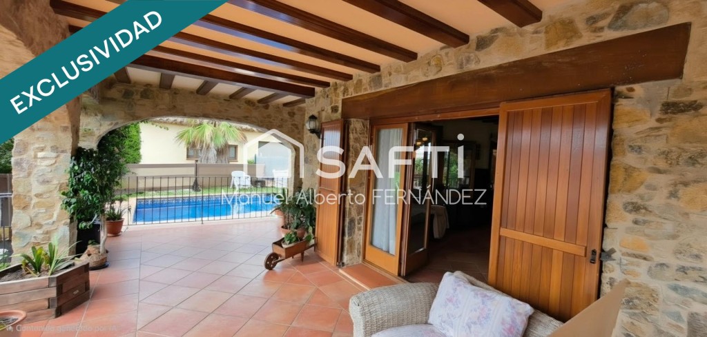 Una gran casa con carácter propio en Residencial Blanes