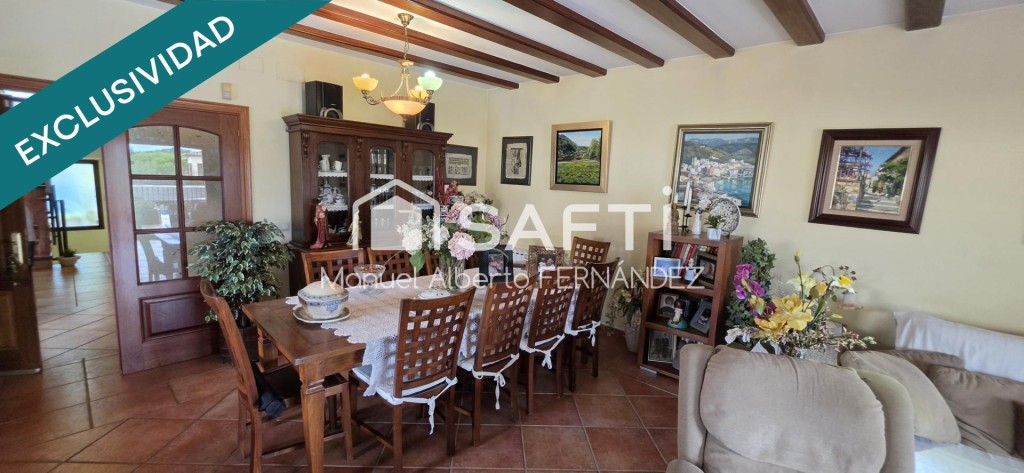 Una gran casa con carácter propio en Residencial Blanes - foto 5