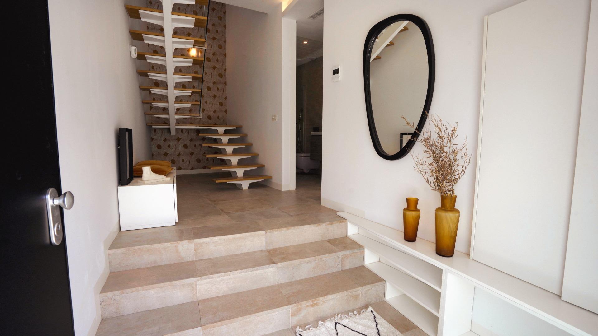 Villa 3 habitaciones 320m² en venta - La Florida - foto 4