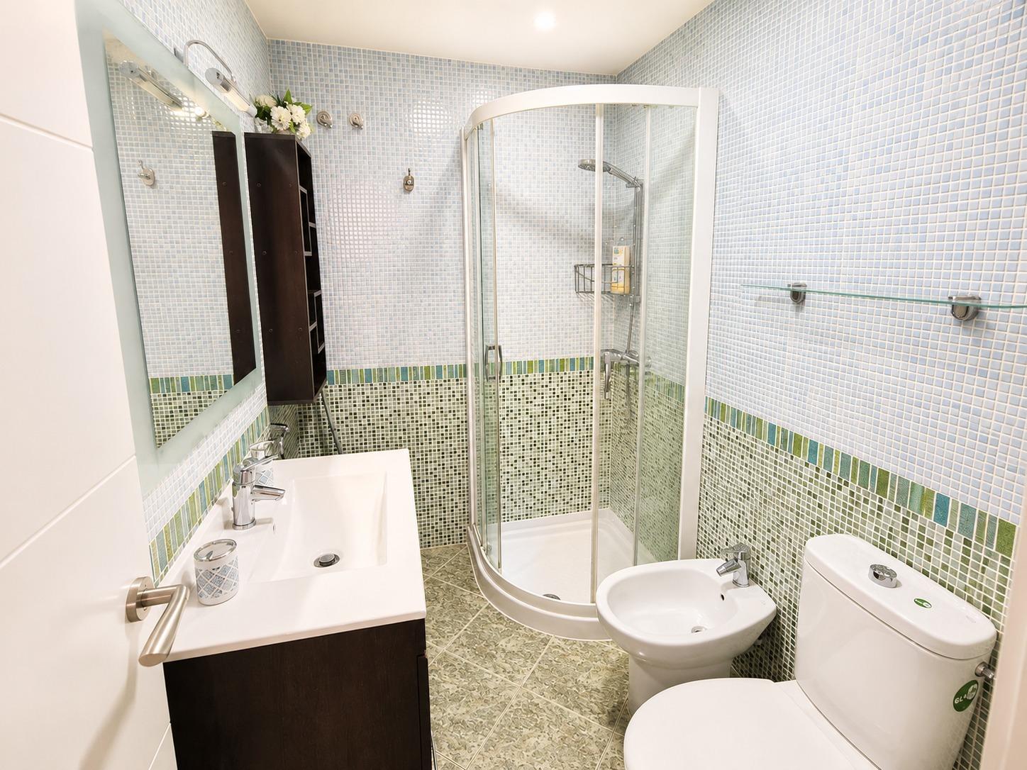 ✨ ACOGEDOR PISO EXTERIOR EN EL CENTRO DE MÁLAGA – IDEAL PARA - foto 5
