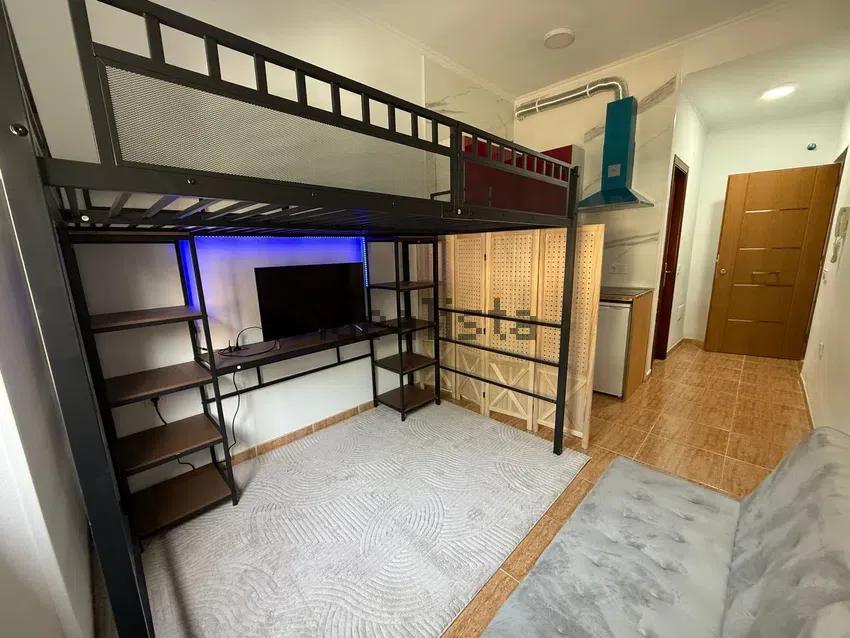 Estudio reformado junto al Puerto Deportivo de Aguadulce