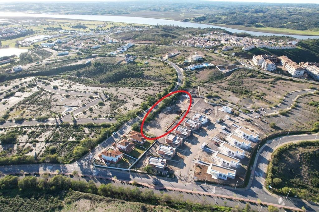Oportunidad - Parcelas de más de 500 m2 en la Calle Bartolom