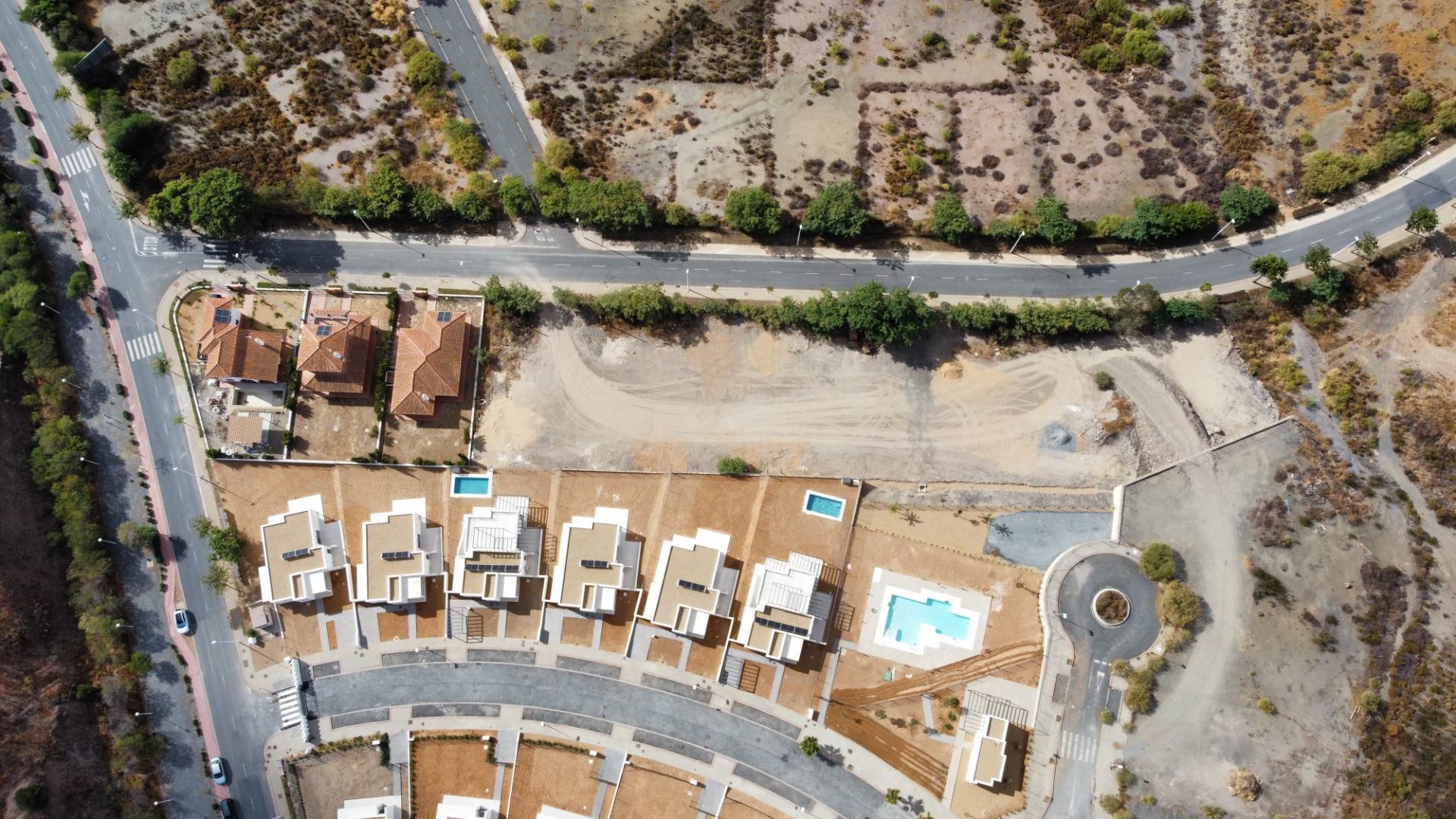Oportunidad - Parcelas de más de 500 m2 en la Calle Bartolom - foto 3