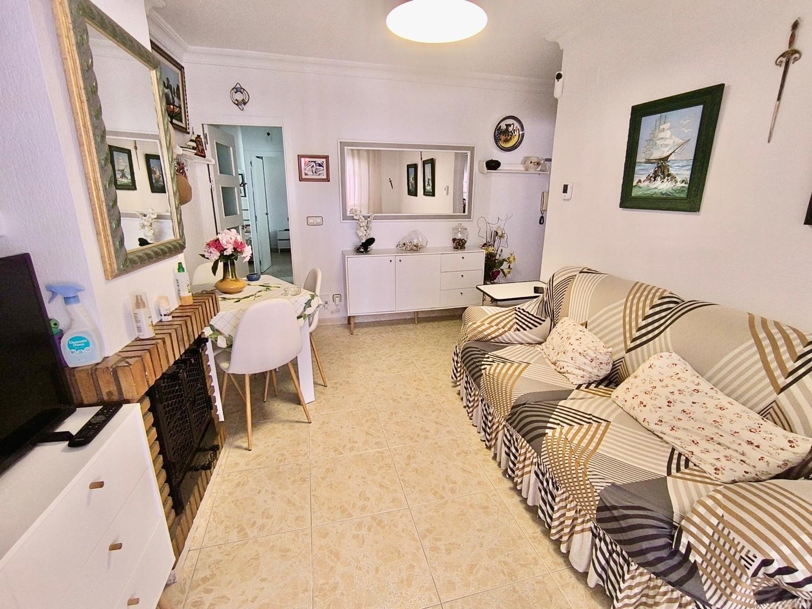 ALQUILER DE SEPTIEMBRE A JUNIO – VIVIENDA DE 3 habitaciones  - foto 3