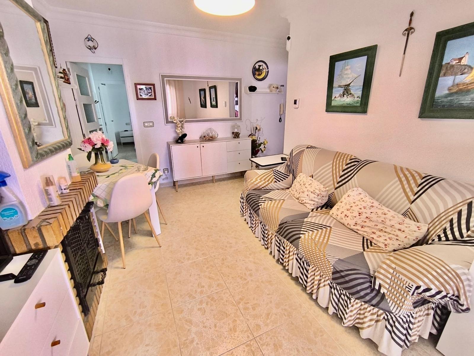 ALQUILER DE SEPTIEMBRE A JUNIO – VIVIENDA DE 3 habitaciones  - foto 4