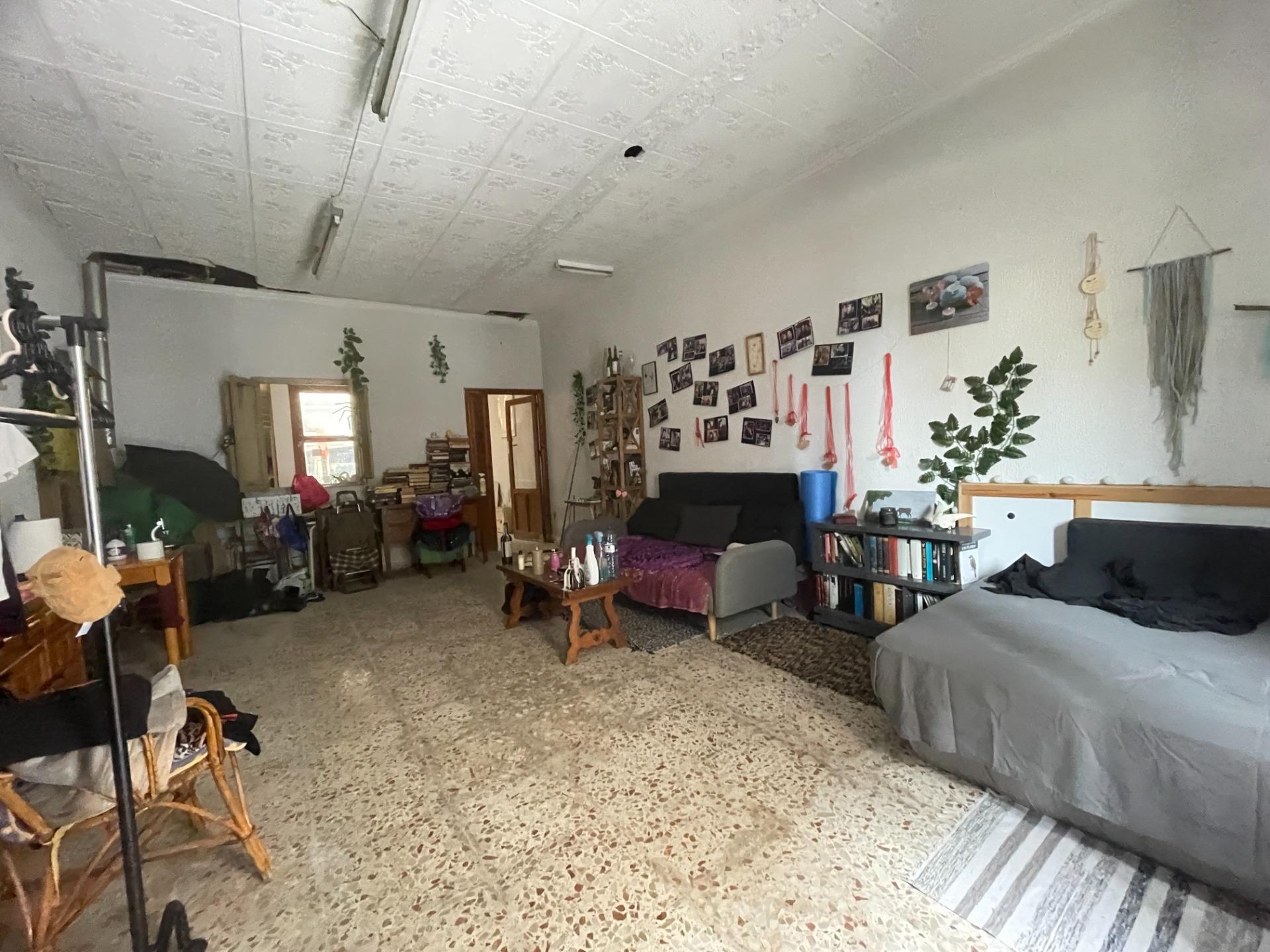 Casa baja de 3 dormitorios en pleno centro de Los Montesinos - foto 4