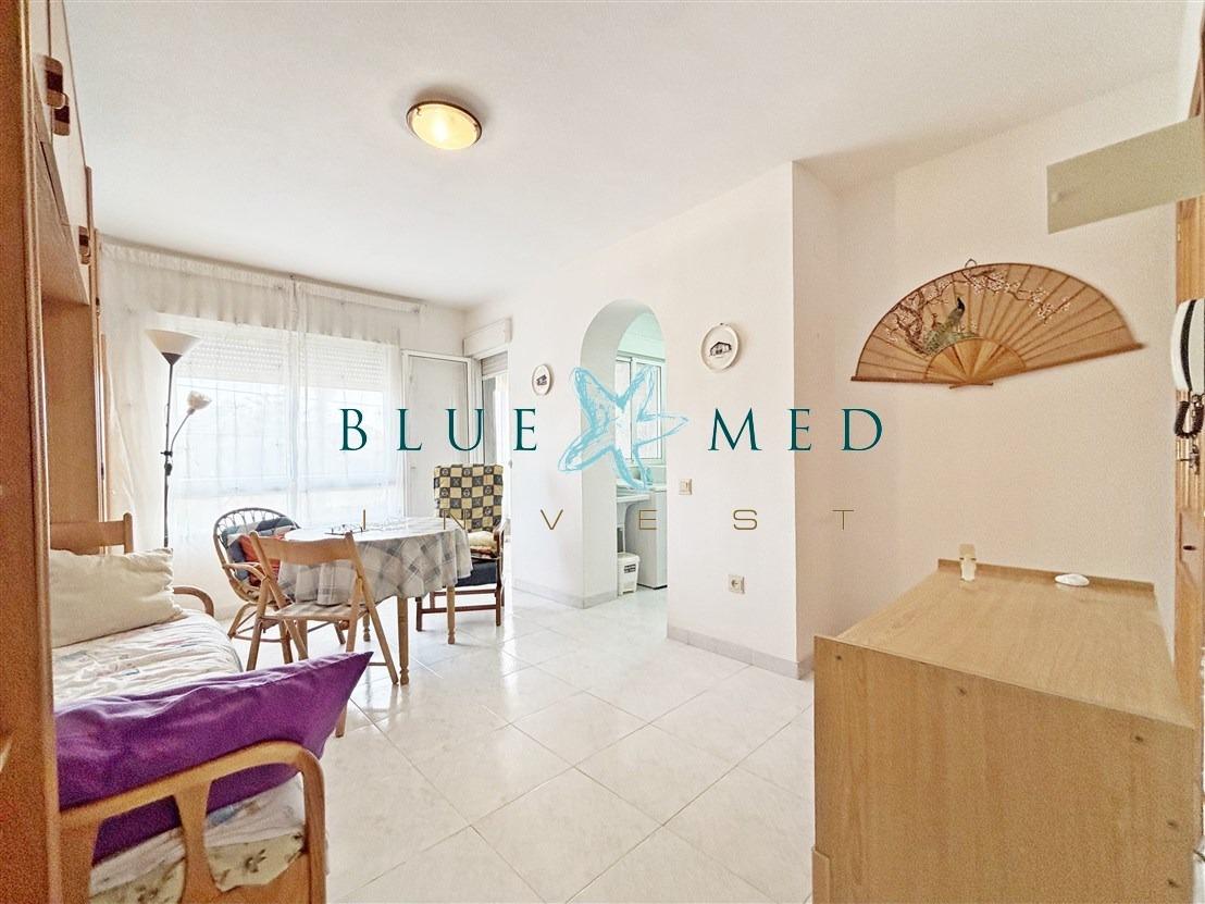 APARTAMENTO CON TERRAZA A 5 MINUTOS DE LA PLAYA DE BAHÍA - foto 2